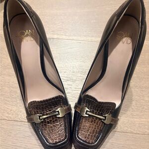 Joan & David Brown Croc-Embossed Leather Loafers with Gold-Tone Bit